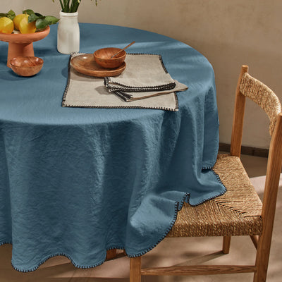 Nappe ronde en lin point de cheval bleu français