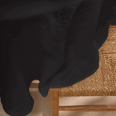 Nappe ronde sur mesure en lin encre noire