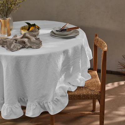 Nappe ronde sur mesure à volant en lin lavé gris minéral