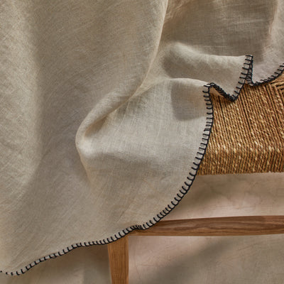 Nappe en lin ronde sur mesure avec point de cheval naturel